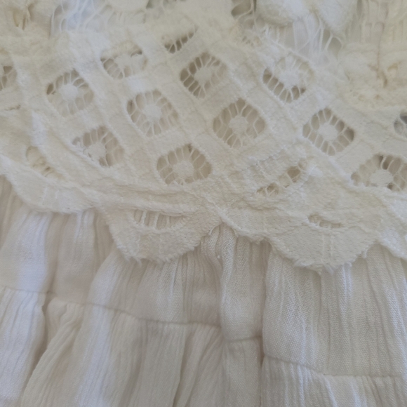 white romantic elegant lace top - Picture 4 of 11